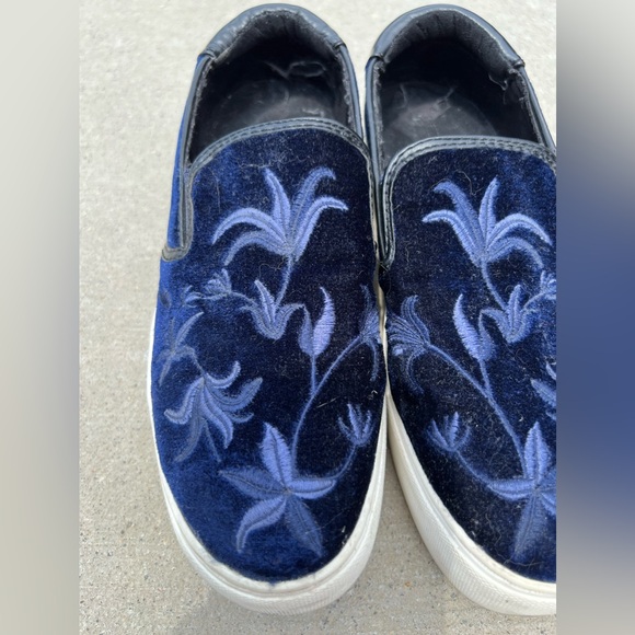 Steve Madden platform blue suede shoes 💙 - Picture 5 of 5